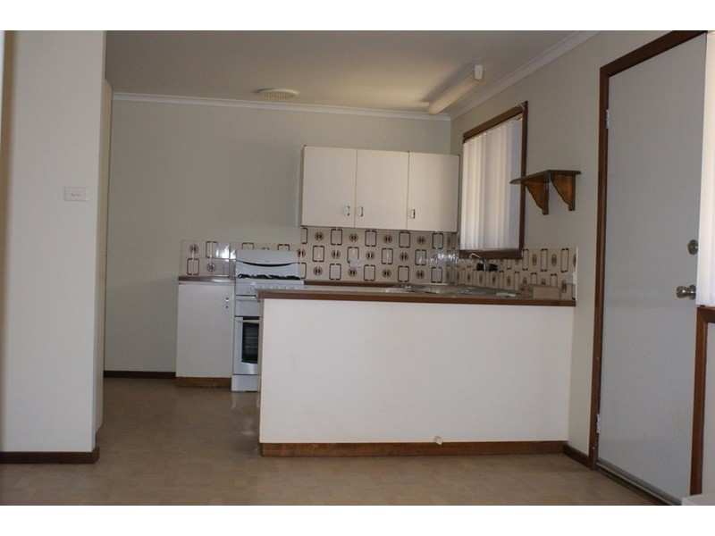 17 Hepburn Street, Dongara WA 6525