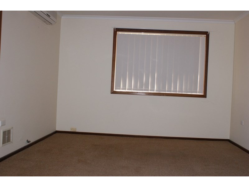 17 Hepburn Street, Dongara WA 6525