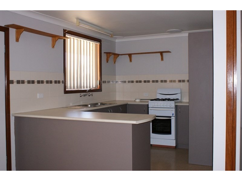 20 Armstrong Street, Dongara WA 6525