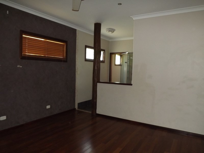 56 Pettit Lane, Dongara WA 6525