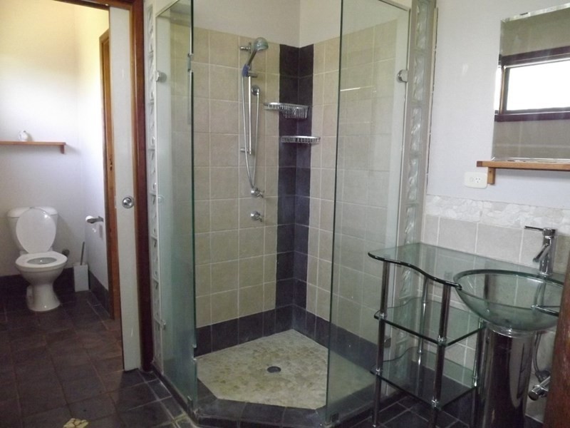 56 Pettit Lane, Dongara WA 6525