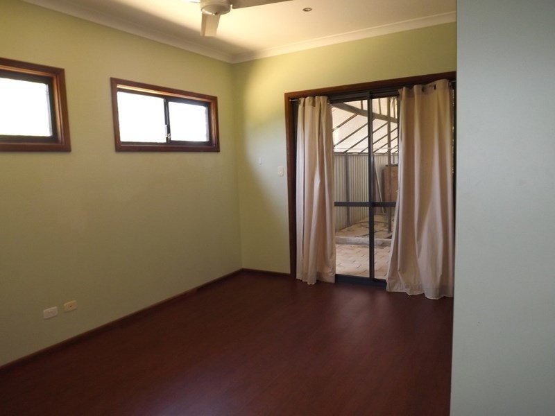 56 Pettit Lane, Dongara WA 6525