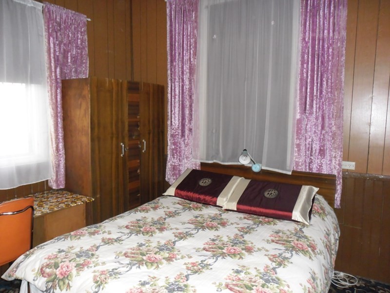 2 Caron Street, Carnamah WA 6517