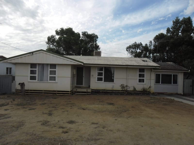 11 Bowman Street, Carnamah WA 6517