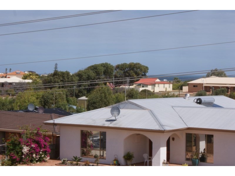 10 Bartlett Place, Port Denison WA 6525