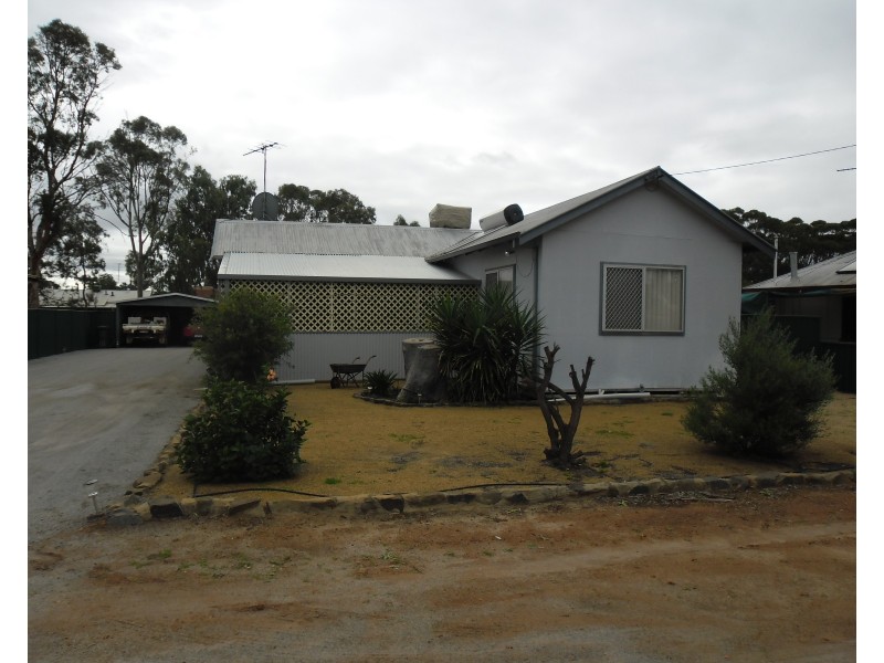 41 Mayrhofer Street, Three Springs WA 6519