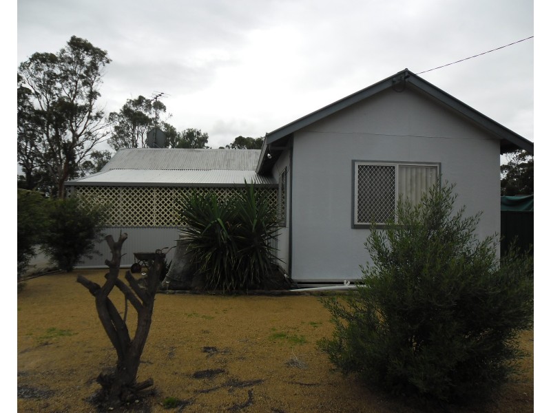 41 Mayrhofer Street, Three Springs WA 6519