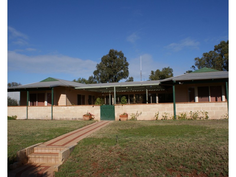 170 Padbury Road, Bookara WA 6525