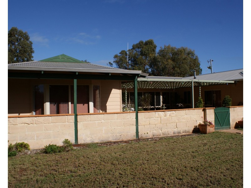 170 Padbury Road, Bookara WA 6525