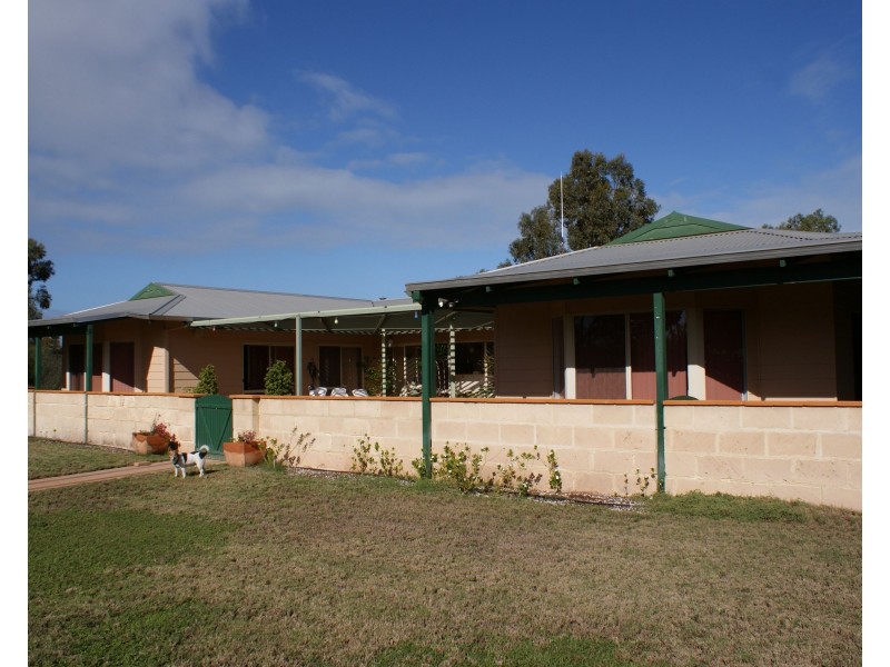 170 Padbury Road, Bookara WA 6525