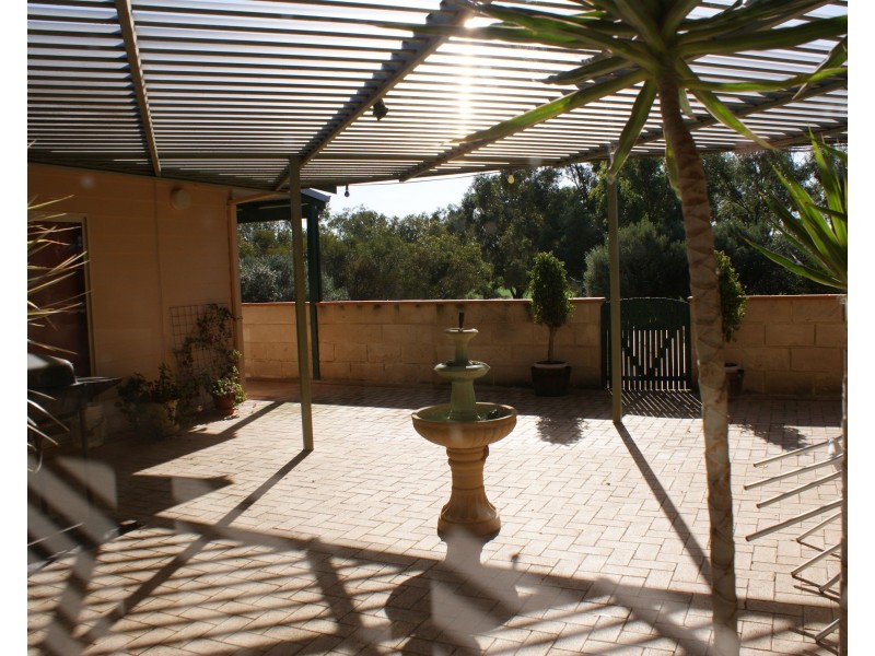 170 Padbury Road, Bookara WA 6525