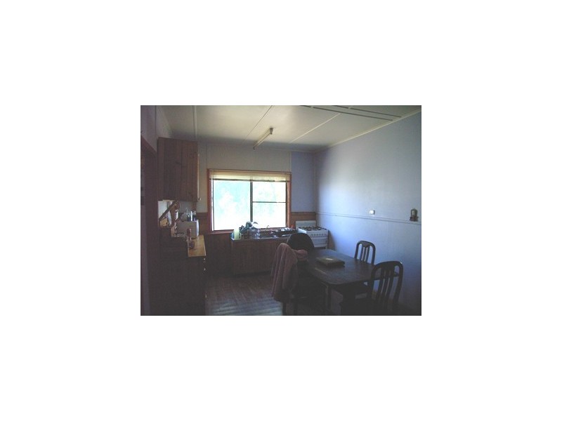 5 Carter Street, Three Springs WA 6519