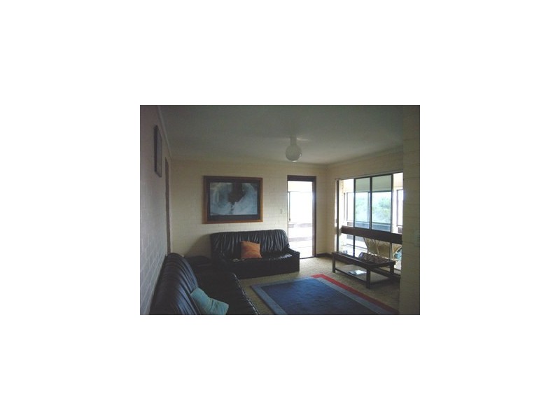 Unit 2/4 Coles Way, Port Denison WA 6525