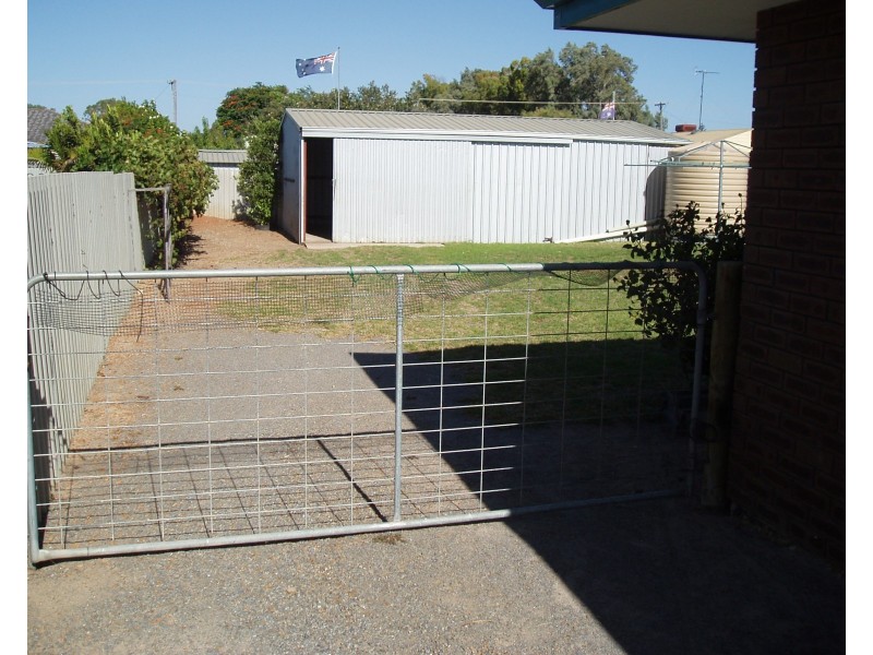 22 Dodd Street, Dongara WA 6525