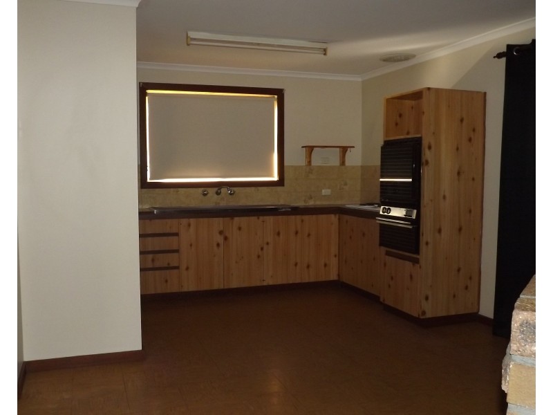 22 Dodd Street, Dongara WA 6525