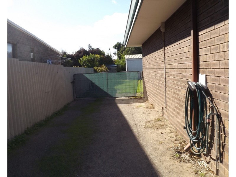 22 Dodd Street, Dongara WA 6525