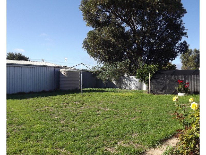 22 Dodd Street, Dongara WA 6525