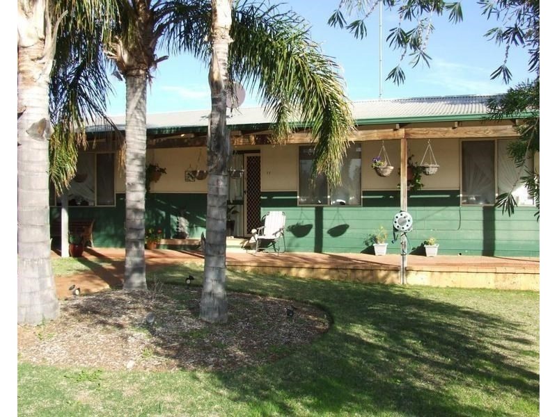 11 Bride Street, Mingenew WA 6522