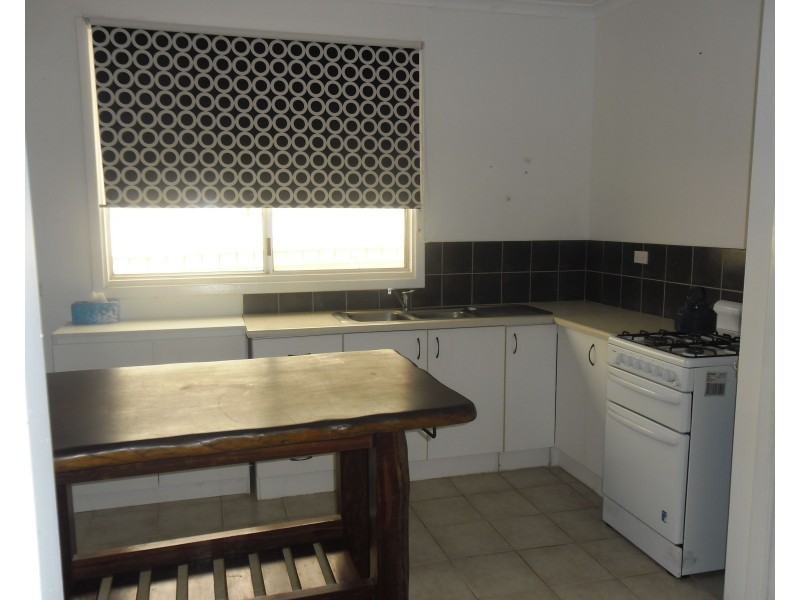 22 Railway Avenue, Carnamah WA 6517