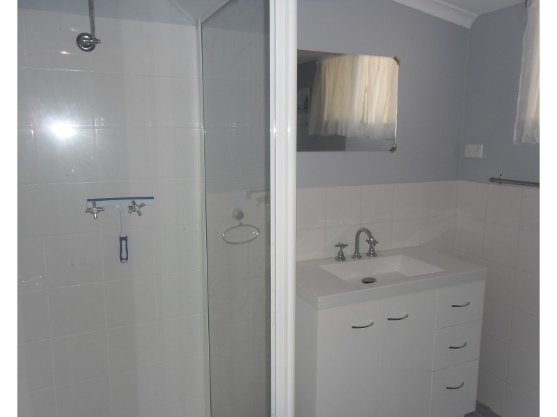 22 Railway Avenue, Carnamah WA 6517