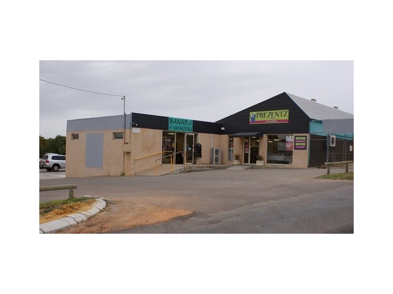 242 Point Leander Drive, Port Denison WA 6525