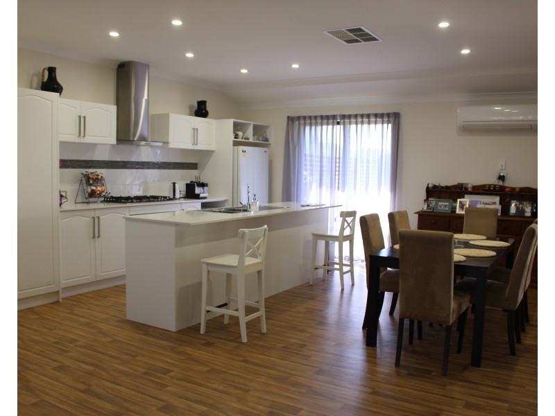 25 Mason Crescent, Port Denison WA 6525