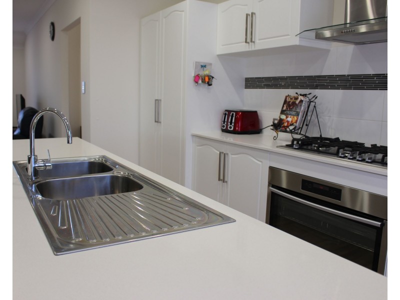 25 Mason Crescent, Port Denison WA 6525