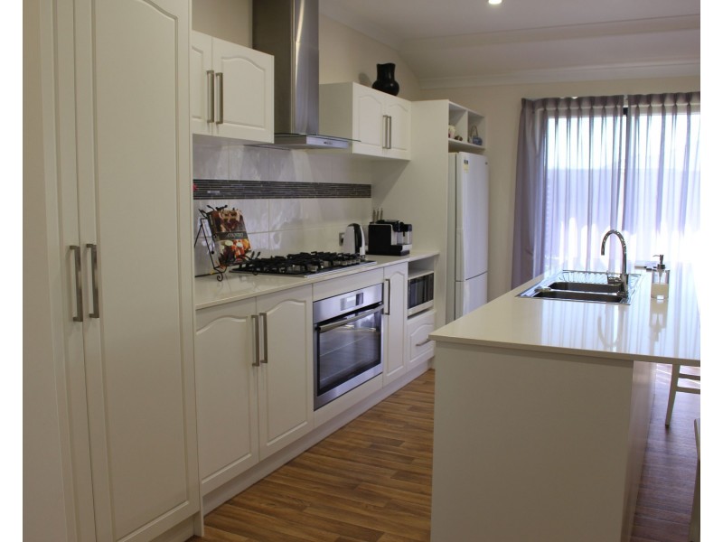 25 Mason Crescent, Port Denison WA 6525