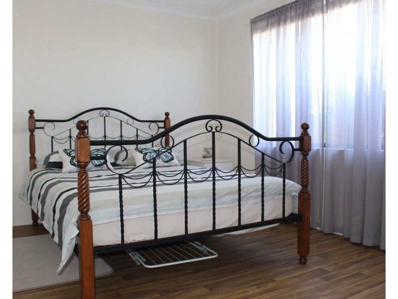 25 Mason Crescent, Port Denison WA 6525