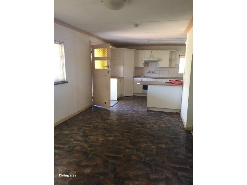 8 Niven Crescent, Carnamah WA 6517