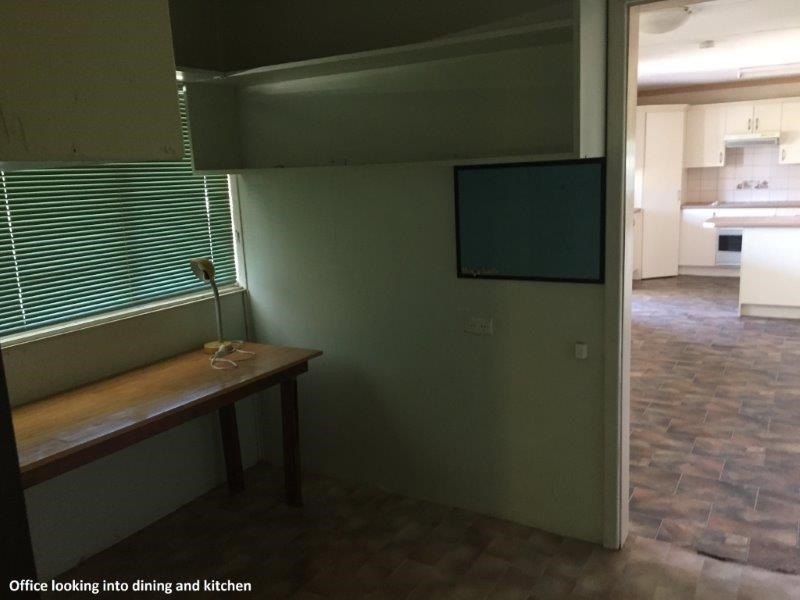 8 Niven Crescent, Carnamah WA 6517