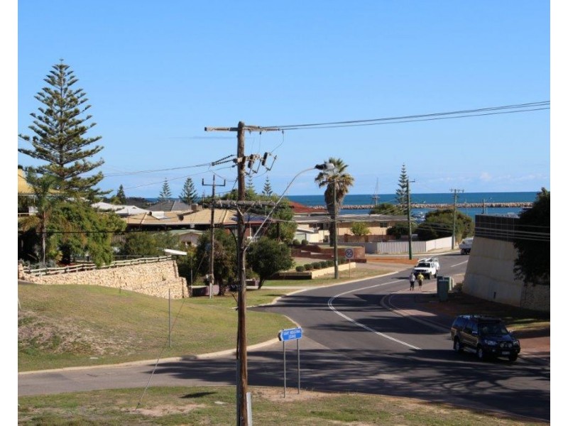 100 Point Leander Drive, Port Denison WA 6525