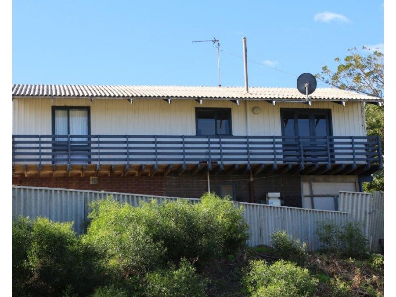 100 Point Leander Drive, Port Denison WA 6525