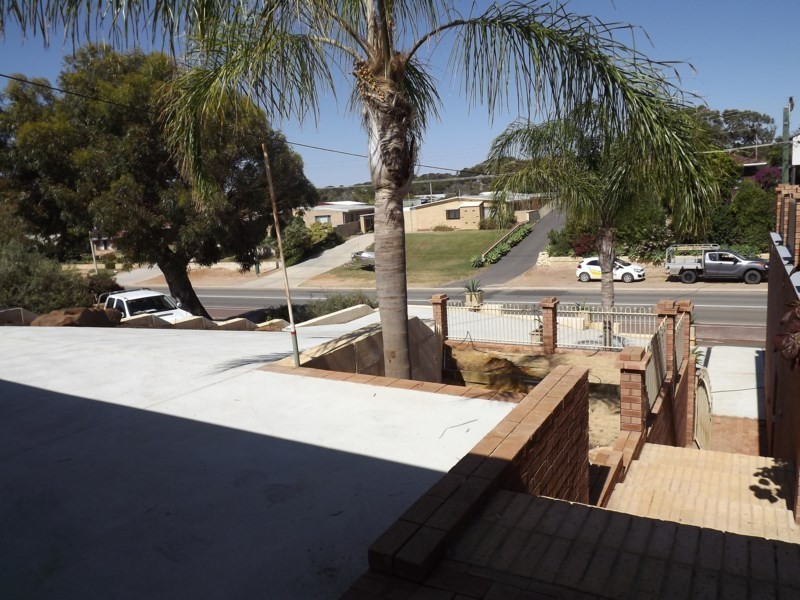 99 Point Leander Drive, Port Denison WA 6525