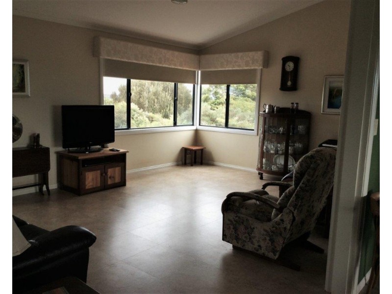 169 Bookara East Road, Bookara WA 6525