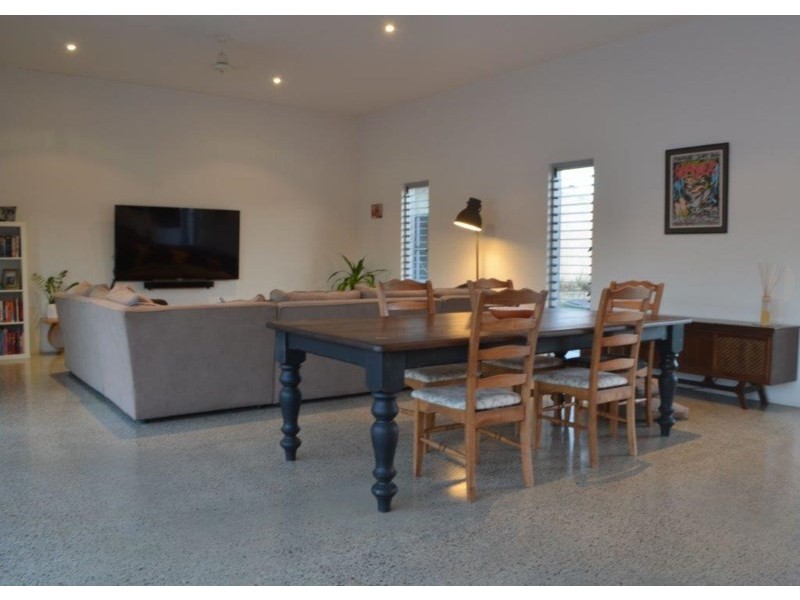 66 Hidden Valley Close, Dongara WA 6525