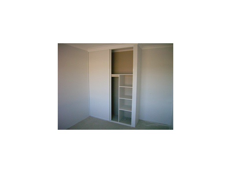 17 Gillam Drive, Dongara WA 6525