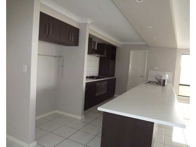 8 Mason Crescent, Port Denison WA 6525