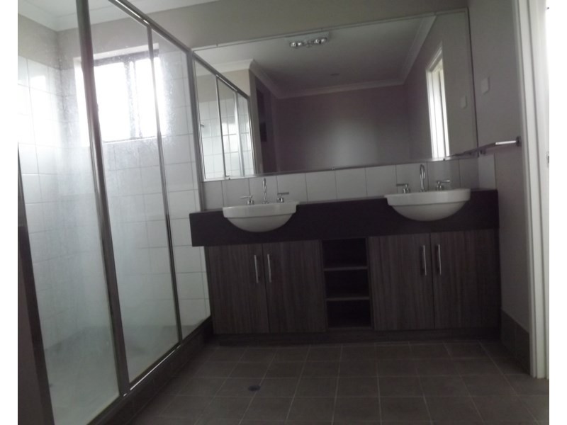 8 Mason Crescent, Port Denison WA 6525