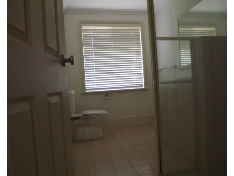 15 Premier Circle, Dongara WA 6525