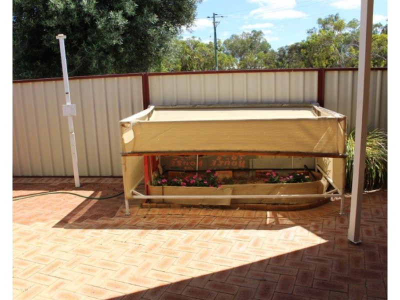 1C Irwin Crescent, Dongara WA 6525