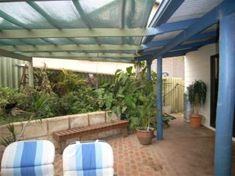 16 Plester Street, Port Denison WA 6525