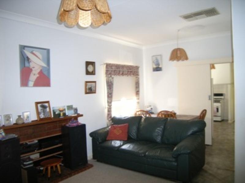 11 Carnarvon Street, Port Denison WA 6525