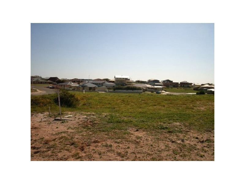 25 Searipple Avenue, Port Denison WA 6525