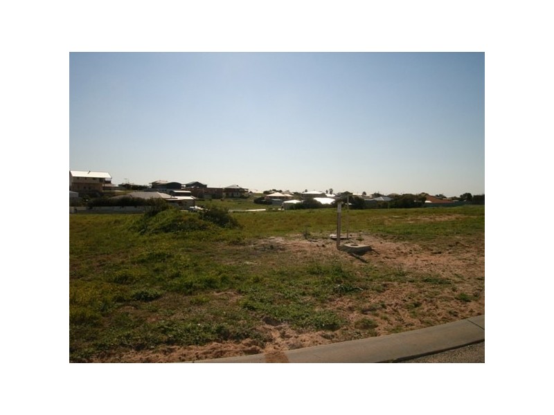 25 Searipple Avenue, Port Denison WA 6525