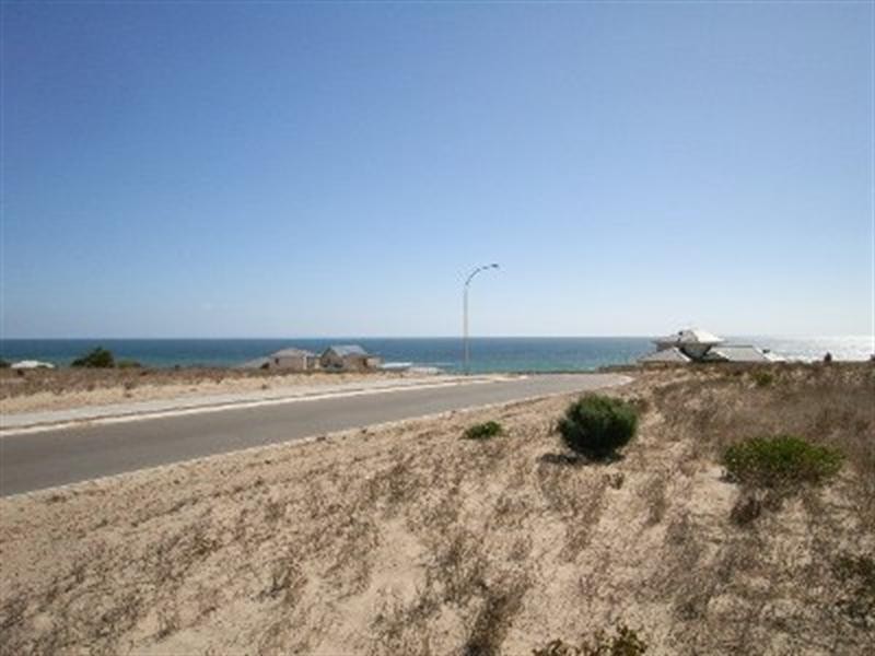 13 Emily Way, Dongara WA 6525