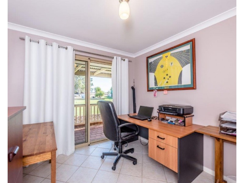 92 Brennand Road, Dongara WA 6525