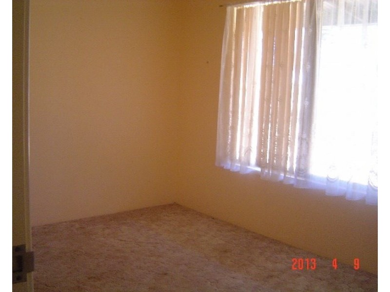 14 Massingham Place, Dongara WA 6525