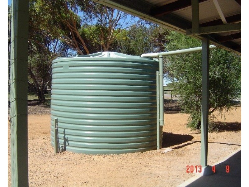 14 Massingham Place, Dongara WA 6525