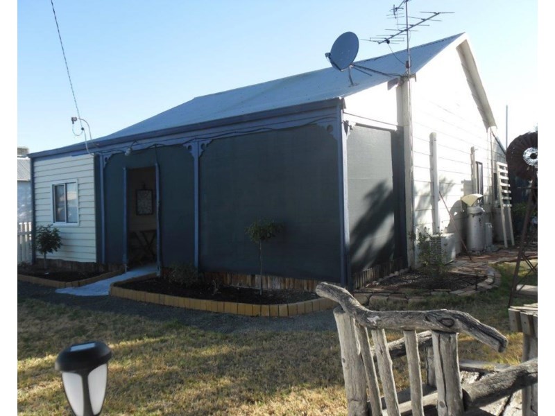 3 Niven Crescent, Carnamah WA 6517